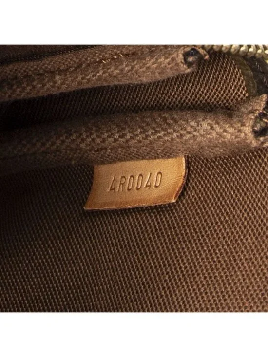 Louis Vuitton Pochette Brown Monogram Canvas Shoulder Bag - Picture 10 of 10